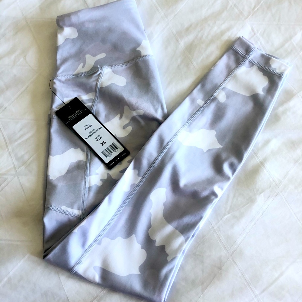 Yogalicious camo white legging